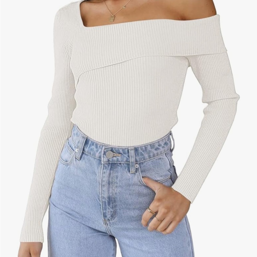 NWOT One Shoulder Sweater